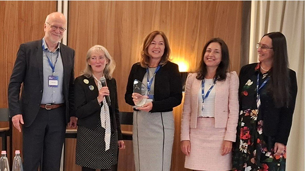 1-photo_i-Space_AWARD