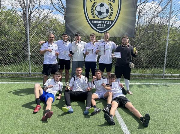 679587056_904000946018575_70904326665075784_n