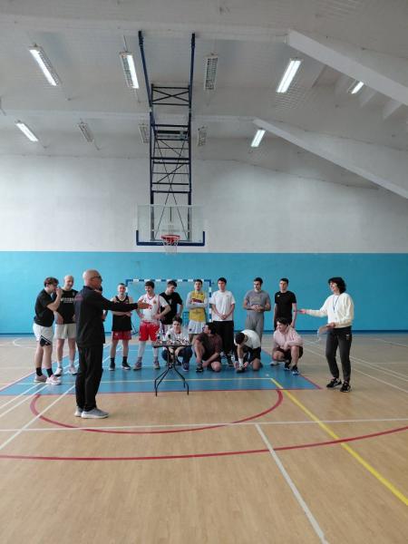 76566926-4989-407a-9b8a-3be7beff4ea5