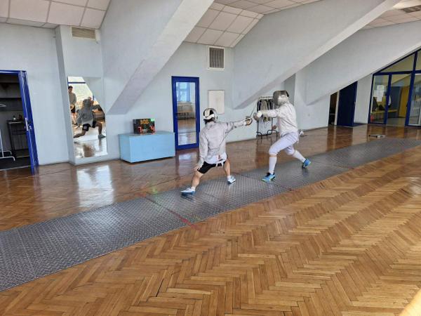 e737bf93-0dc1-4ab1-9ed5-701b342024d0