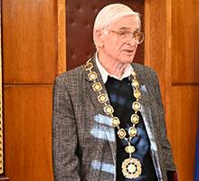 Проф. дфн Александър Андонов бе удостоен с Почетен знак „Св. Климент Охридски“ с огърлица